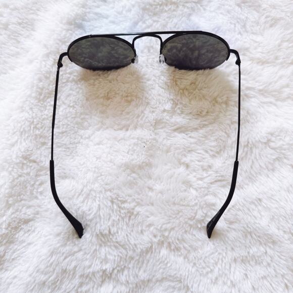 Carly Mirrored Blue & Green Chic Round Sunglasses - Picture 7 of 9